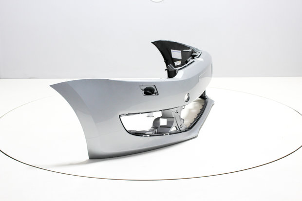 Front Bumper with headlamp washers Volkswagen Polo 6R REFLEXSILVER (LA7W)